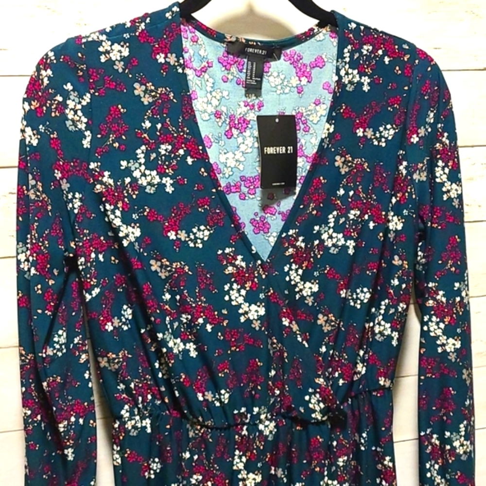 Long sleeve above knee floral dress